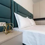 Marina View Mamaia Nord Апартаменты *