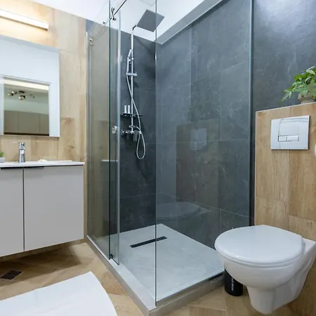 Marina View Mamaia Nord Apartament *