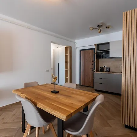 Marina View Mamaia Nord Apartment *